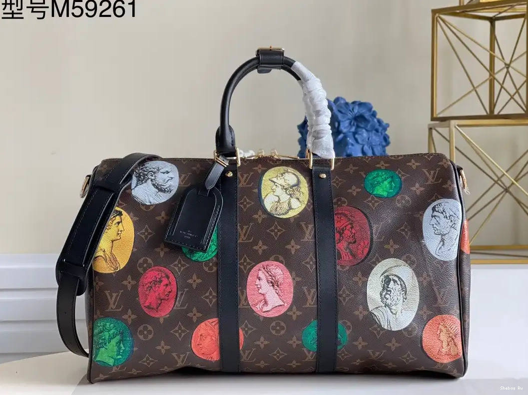45 VUITTON BANDOULIÈRE KEEPALL LOUIS 0522
